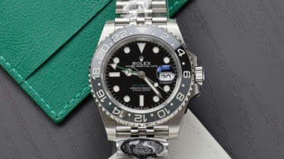 롤*스 GMT MASTER2 126710GRNR 브루스웨인