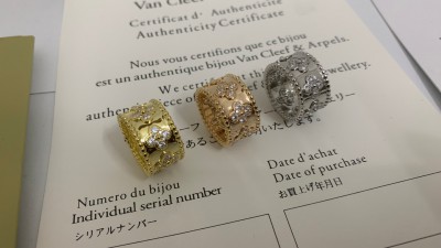 반ㅋ리프 빼를리 클로버 링