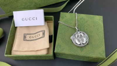 구ㅉ 인터로킹 더블G 엔그레이브 펜던트 목걸이