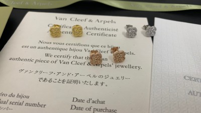 반ㅋ리프 빈티지 알함브라 이어링 다이아몬드 파베