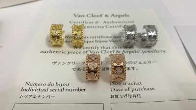 반ㅋ리프 펠레 클로버 이어링 다이아 세팅