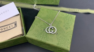 구ㅉ 더블G 인터로킹 실버 펜던트 목걸이