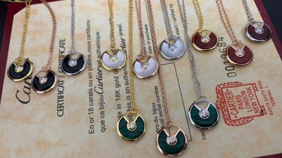 까ㄹ띠에 아뮬렛 드 까*띠에 목걸이