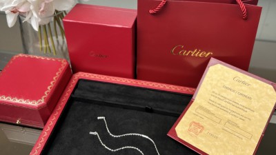 까ㄹ띠에 러브 펜던트 목걸이 다이아 파베 3p