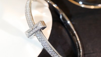 티ㅍ니 T1 와이드 힌지드 뱅글 브레이슬릿