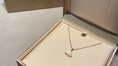 불ㄱ리 디바스 드림 목걸이