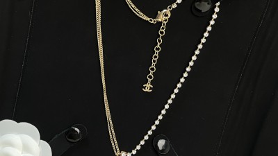 샤ㄴ CC로고 골드 목걸이