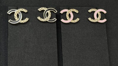 샤ㄴ 로고 이어링