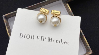 디ㅇ 트라이벌 이어링