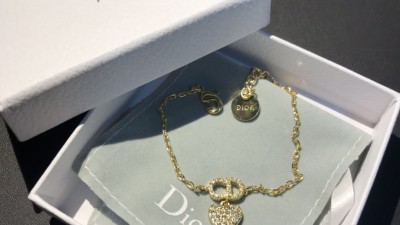 디ㅇ 하트 참 브레이슬릿