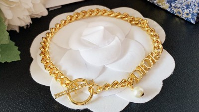 디ㅇ 레볼루션 브레이슬릿