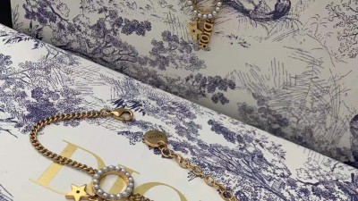 디ㅇ 브레이슬릿