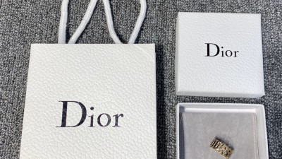 디ㅇ 레볼루션 링