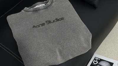 [공용] 아ㅋ네 스튜디오 블러 로고 페이디드 그레이 스웨터