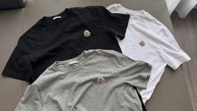 [공용] 몽ㅋ레르 로고 패치 티셔츠 3컬러
