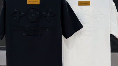 [공용] 루ㅇ비통 티셔츠 2컬러