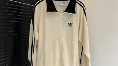 [세일] 아ㄷ다스 와플 베켄바우어 트랙탑 원더 화이트