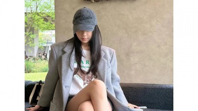 아ㅋ네 스튜디오 로고 캡 모자 2컬러