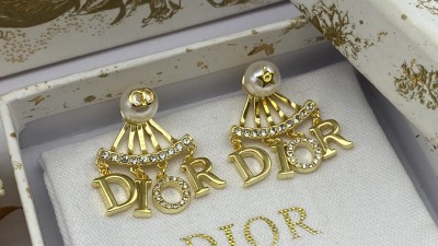 디ㅇ 트라이벌 이어링