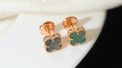 반ㅋ리프 스위트 알함브라 이어링