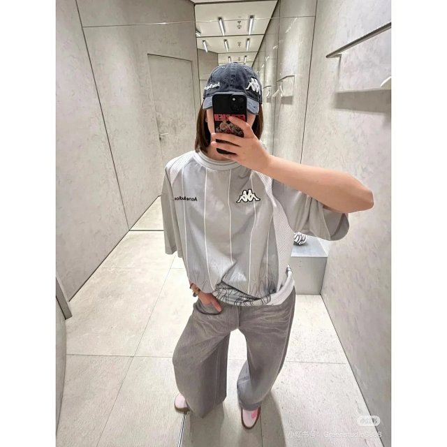 상품 이미지 2
